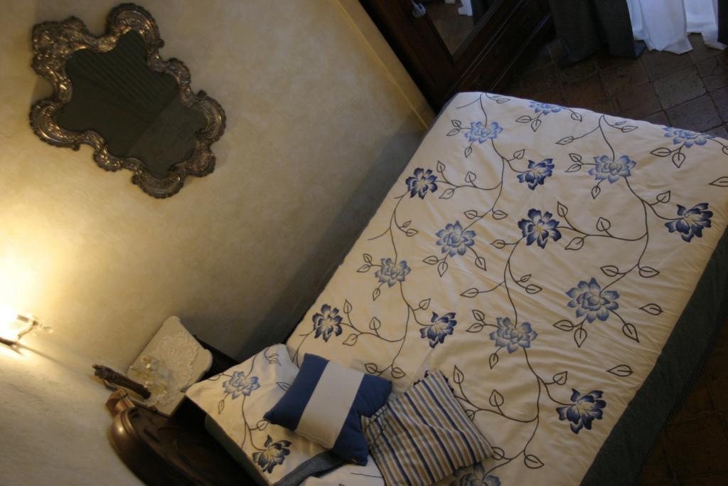 Casa Nobile Bed & Breakfast Tovo San Giacomo Bilik gambar
